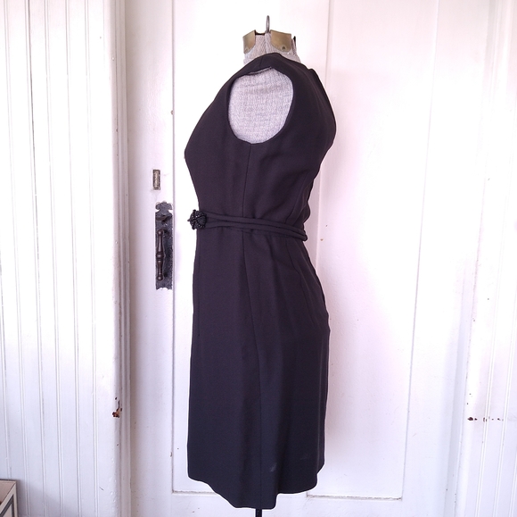 VINTAGE 1960s LESLIE FAY Black Dress with Large Beaded Cluster Buttons - Picture 3 of 9